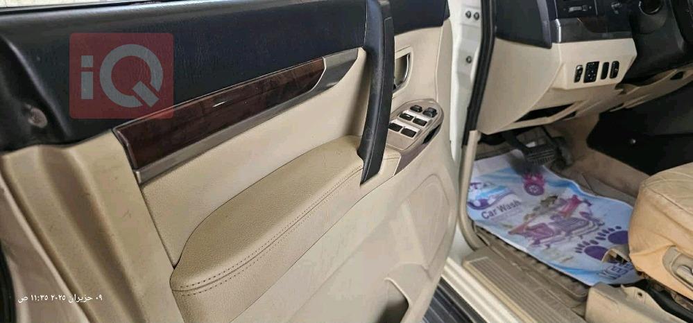 ميتسوبيشي باجيرو